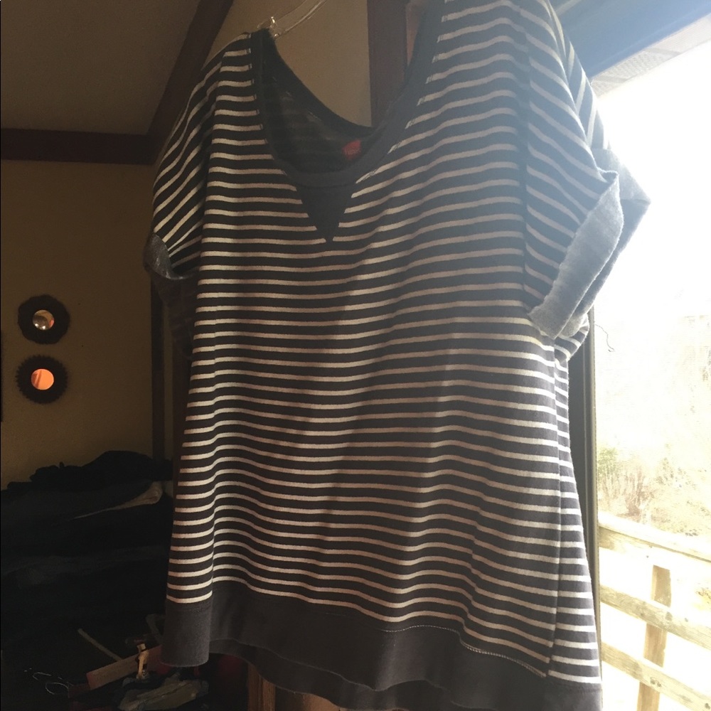 short sleeve top